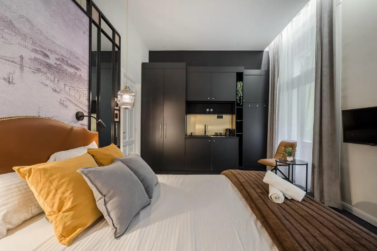 Astoria Boutique Suites- Best Location By Bqa Budapeşte