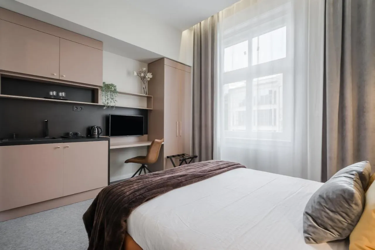 Astoria Boutique Suites- Best Location By Bqa Budapest Hotel
