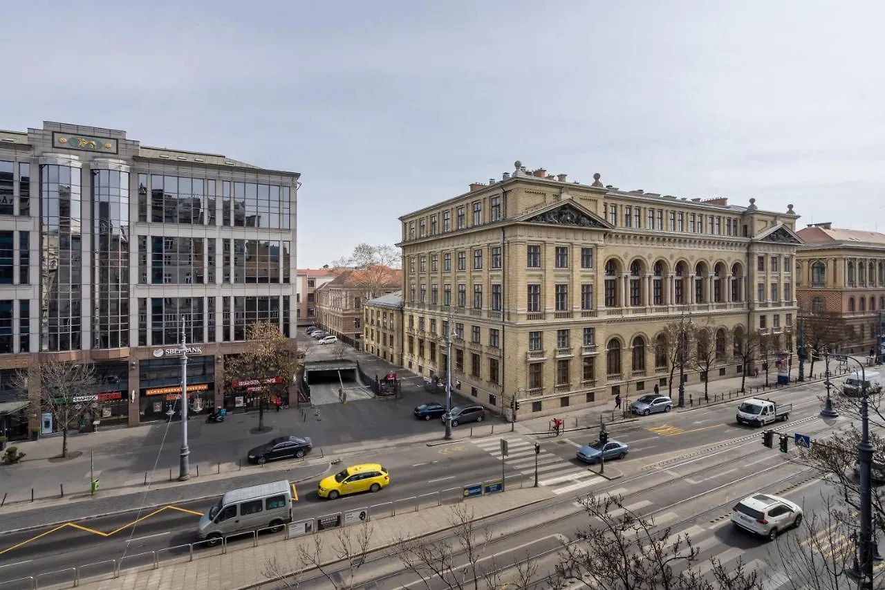 Astoria Boutique Suites- Best Location By Bqa Budapeste 0*,  Hungria
