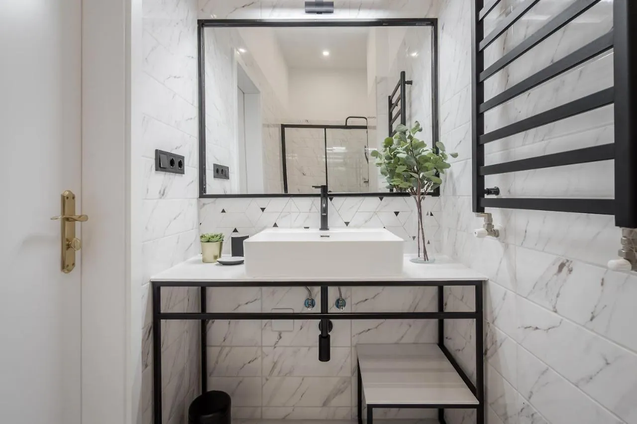 Hotel Astoria Boutique Suites- Best Location By Bqa Budapeste Hungria
