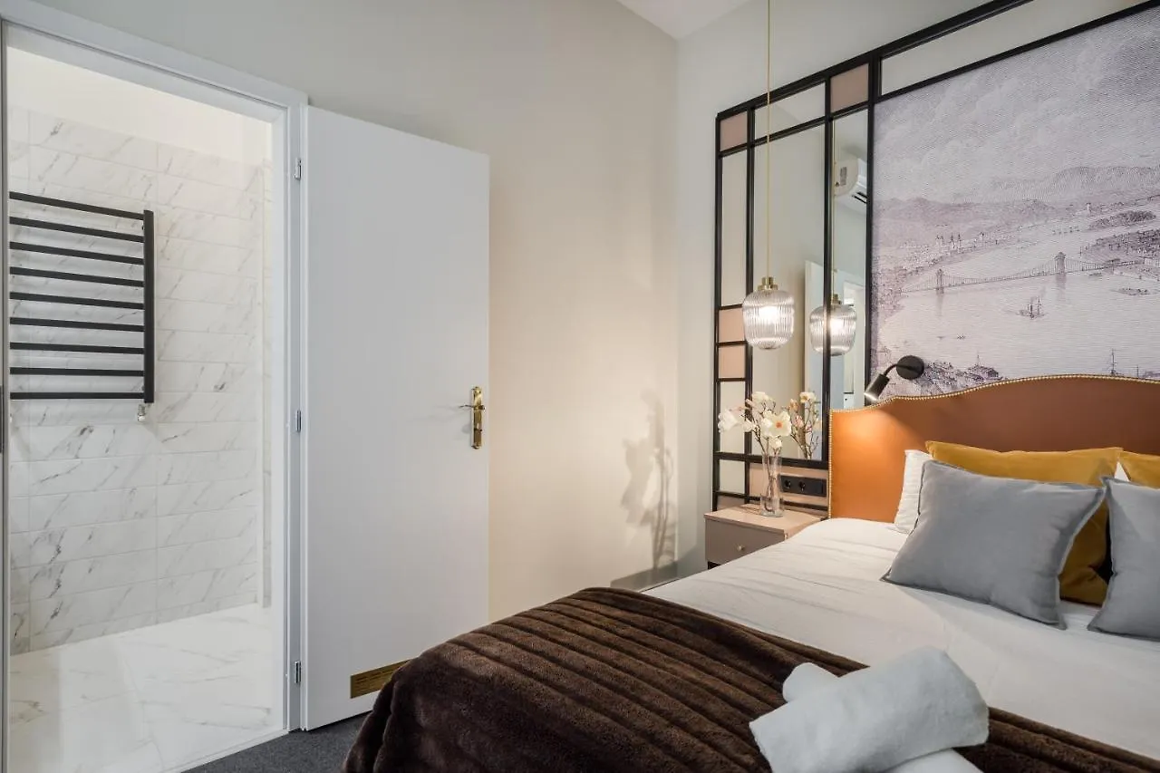 Astoria Boutique Suites- Best Location By Bqa Budapeste